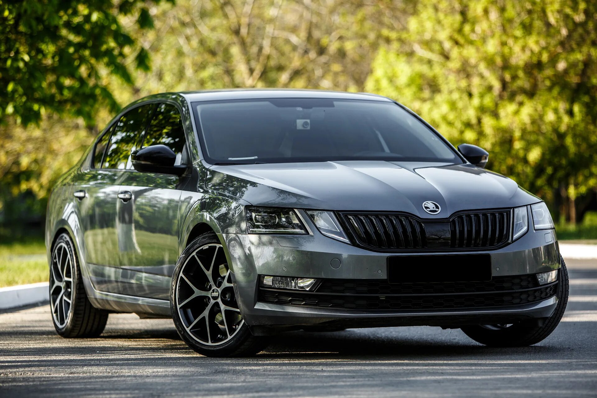 Шкода лс. Skoda Octavia 3. Škoda Octavia RS a7. Škoda Octavia a7 Рестайлинг.