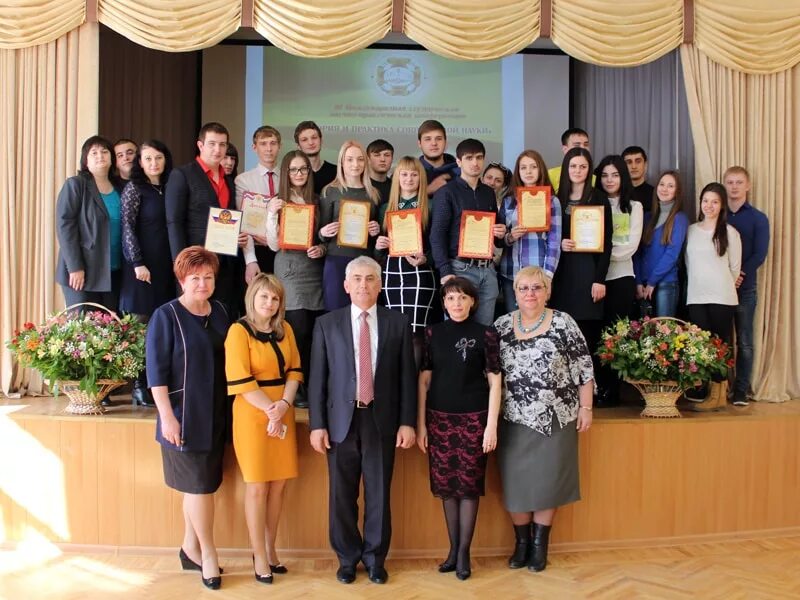 Колледж белгородский университет кооперации, экономики и права. Преподаватели букэп белгород фото. Кутько букэп преподаватель. Центр охраны труда белгородской области. Копер букэп.