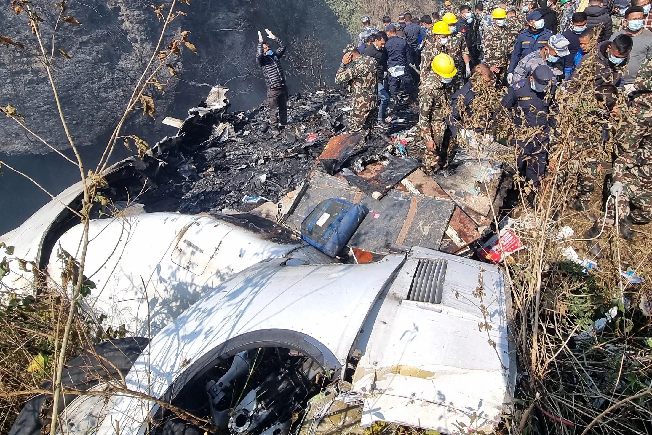 Фото погибших самолета. Катастрофа АТР 72 В Непале. Катастрофа ATR 72 В Покхаре.