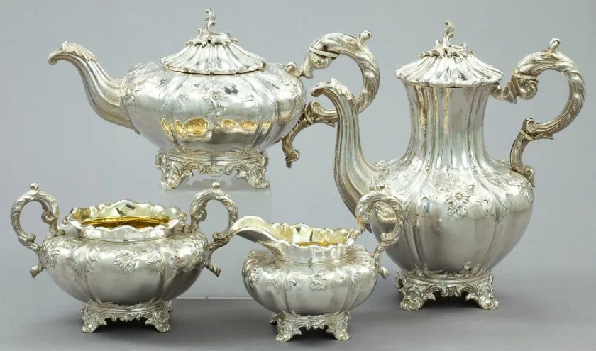 Антикварное серебро. Антикварное серебро cesa. Royal collection silver plate. Эрмитаж серебряный поднос. Эрмитаж серебряная посуда.