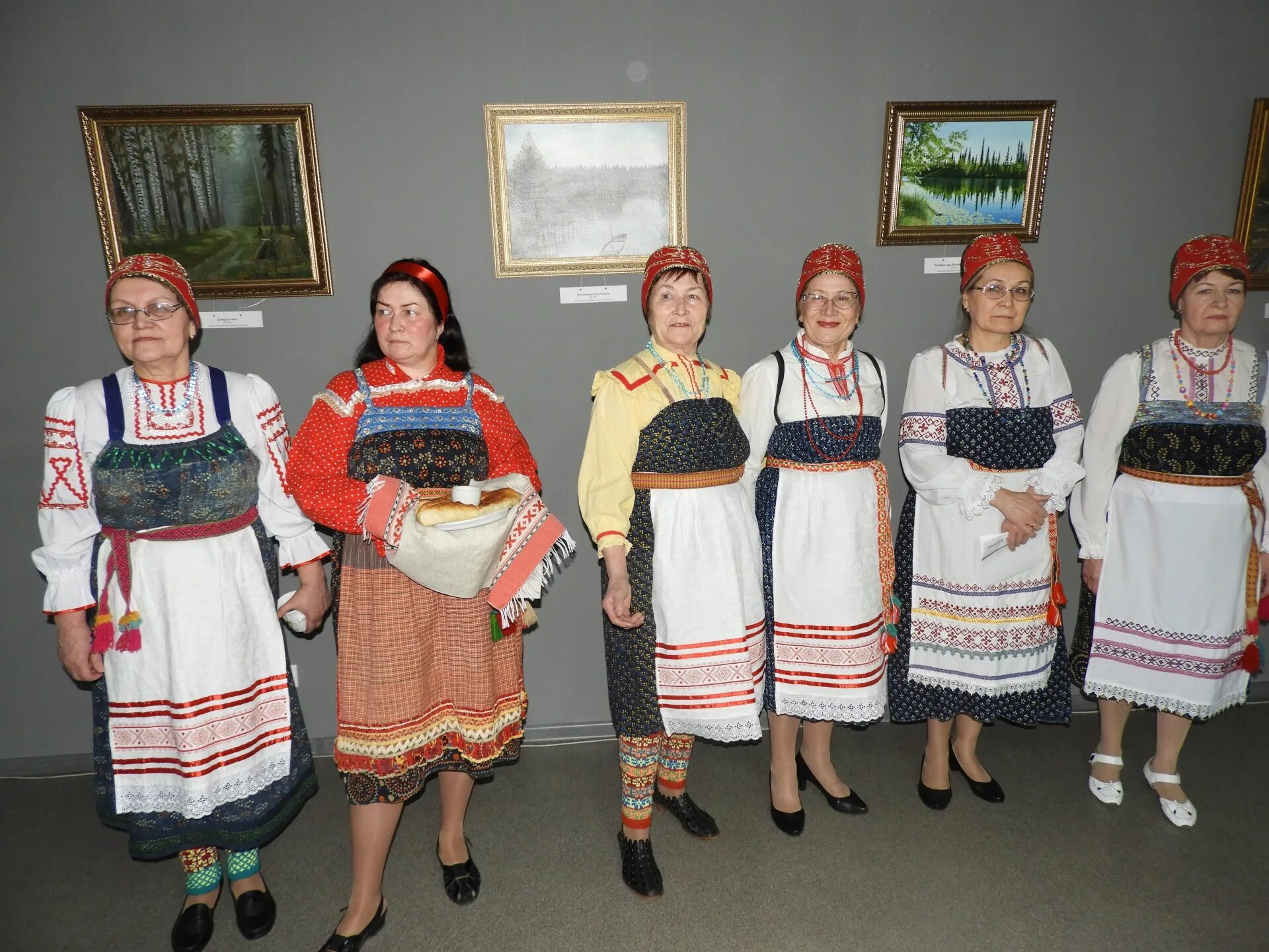 Сайт коми пермяцкого. Коми пермяки. Дом дружбы народов Республики Коми. Коми-Пермяцкий народ. Культура Коми Пермяков.