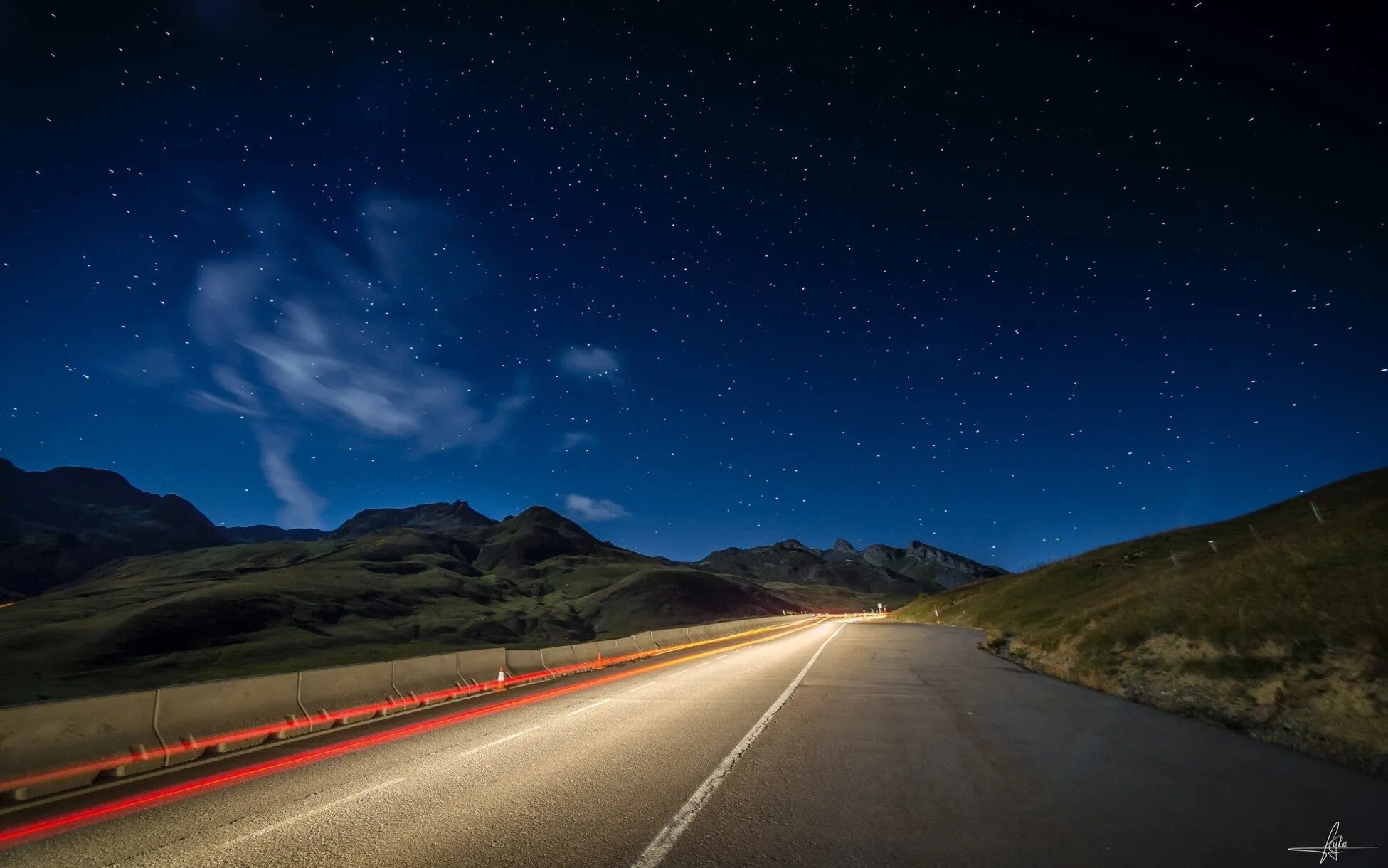 дорога звезд 1. ночная дорога. дорога ночью. ночное небо и дорога. ночная дорога.