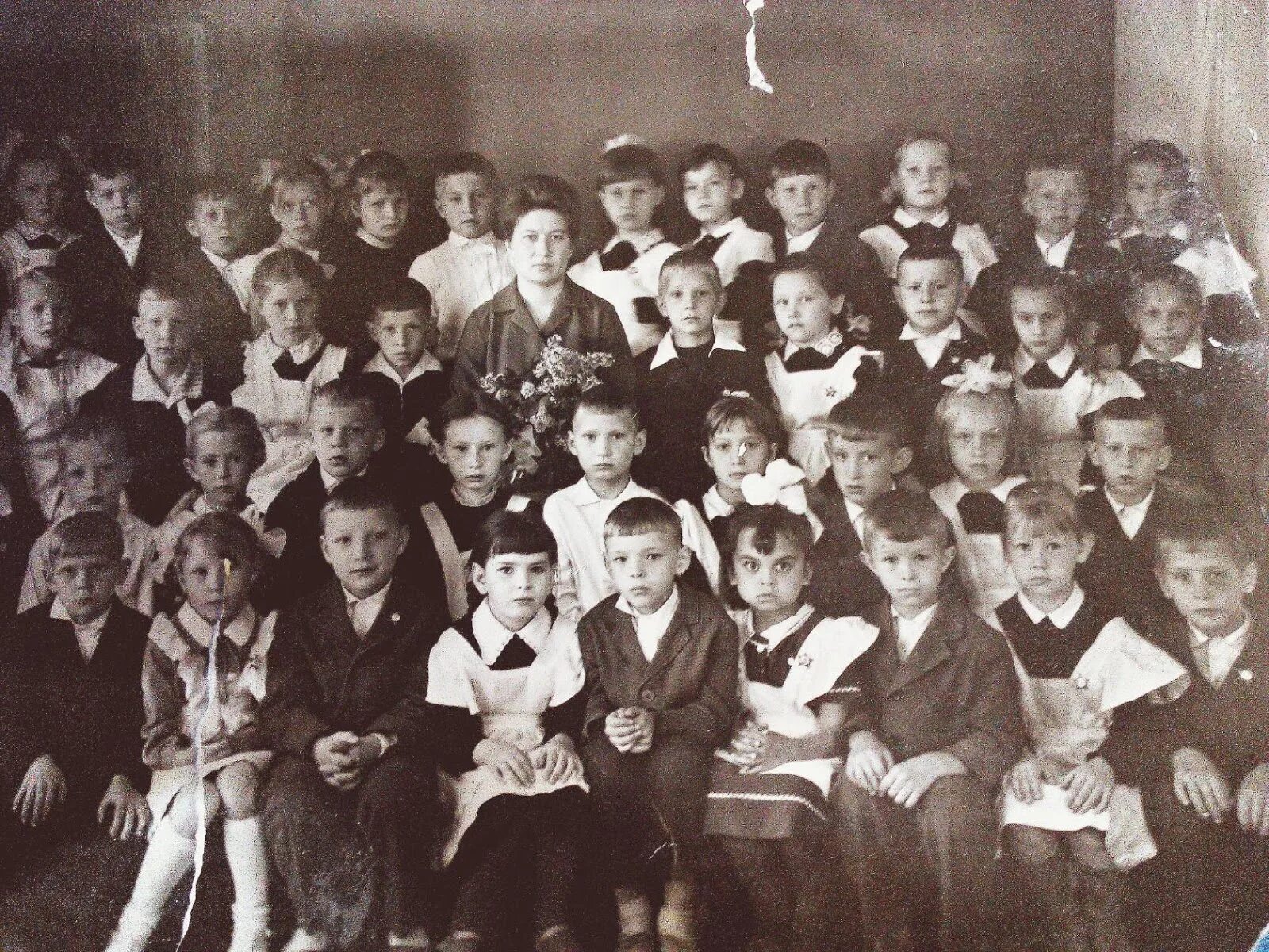 Школа 58 история. Школа 58 брянск. Школа 3 камышлов. Железнодорожный вокзал камышлов. Школа 58 москва.