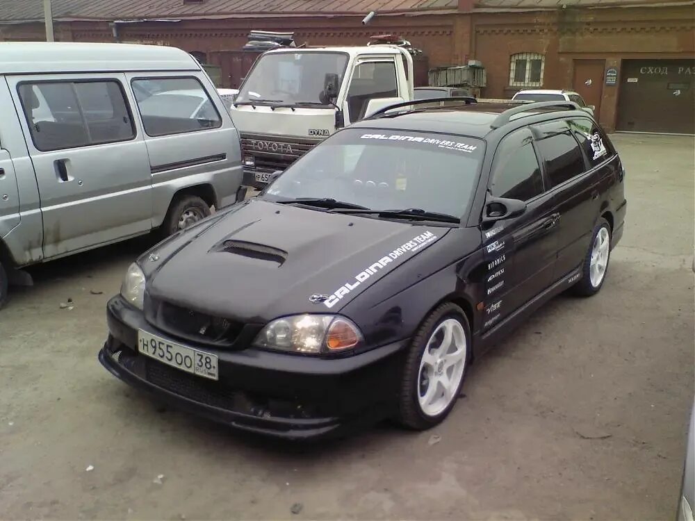 Калдина 95 год. Toyota Caldina 2000 Tuning. Тойота Калдина 2000г. Caldina 2000. Toyota Caldina 2000.