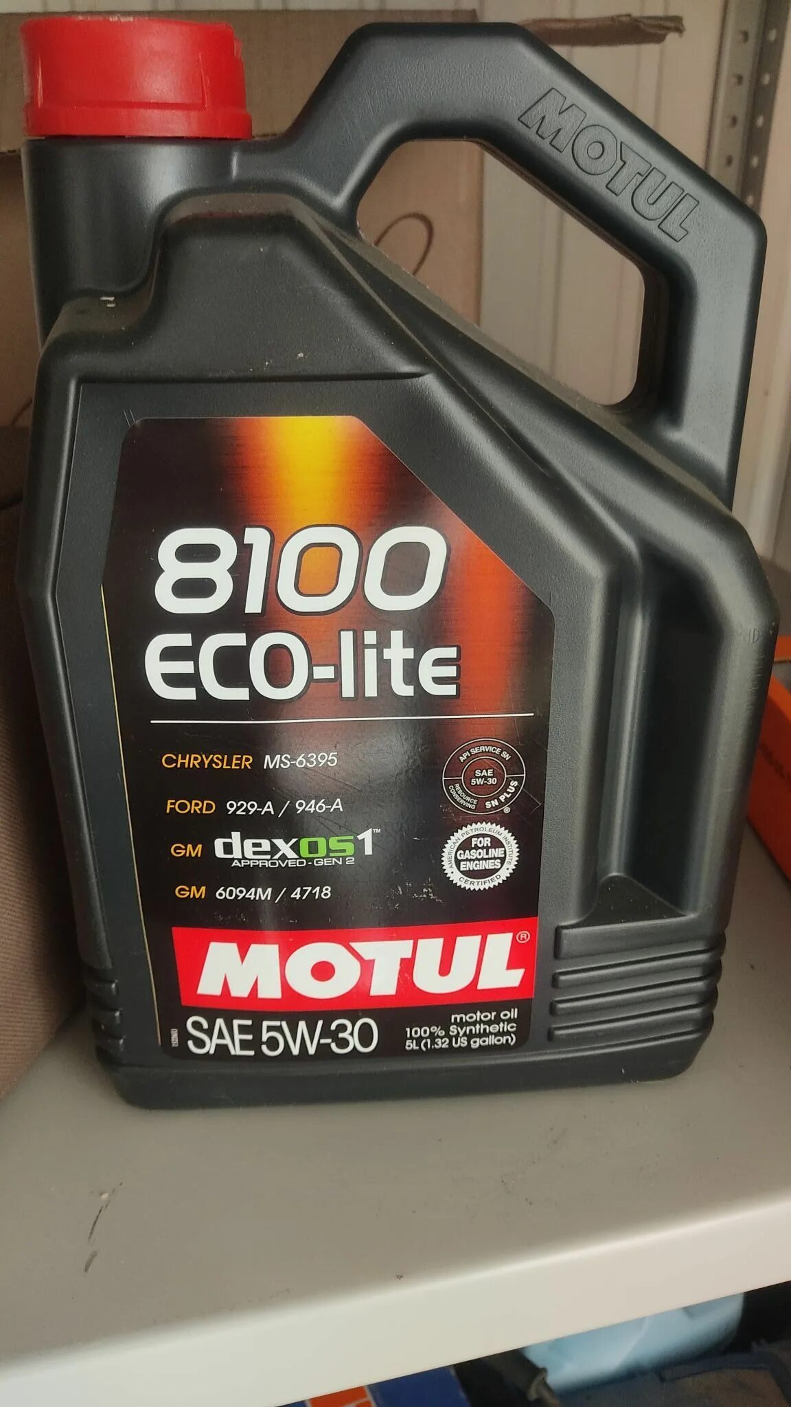 Моторное масло motul 5w30 8100. Motul 8100 Eco-Lite 5w-30. Motul Eco Lite 5w30 5л. Мотюль 8100 Eco-Lite 5w30. Масло Motul 8100 Eco-Lite 5w30.