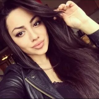 Кавказская девушка реальное