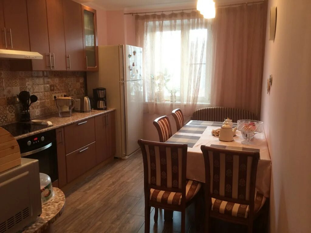 Купить 1 комнатную в челябинске. 3 Х комнатная квартира без ремонта. Кухни в старых советских трехкомнатных квартир.
