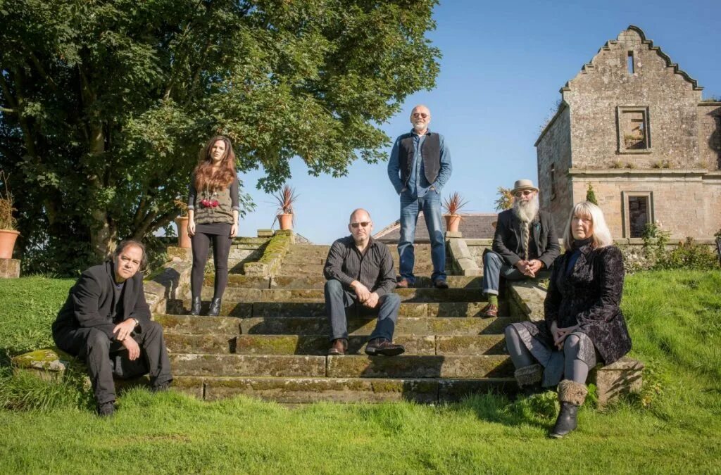 Steeleye span. Span группа. Steeleye span "Rocket Cottage". Span Band фото.