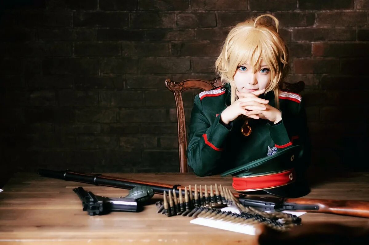 Tanya cosplay. Таня Дегуршафф косплей. Таня фон Дегуршафф косплей. Парик Тани Дегуршафф. Шикимори косплей.