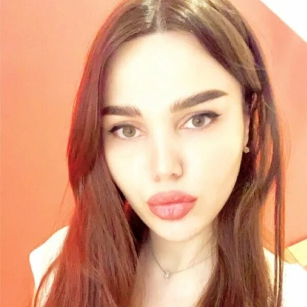 Девушки в хасавюрте. Самая симпатичная девочка аревик. Девушки в хасавюрте. Красивые девушки хасавюрта. Хасавюртовские девушки.