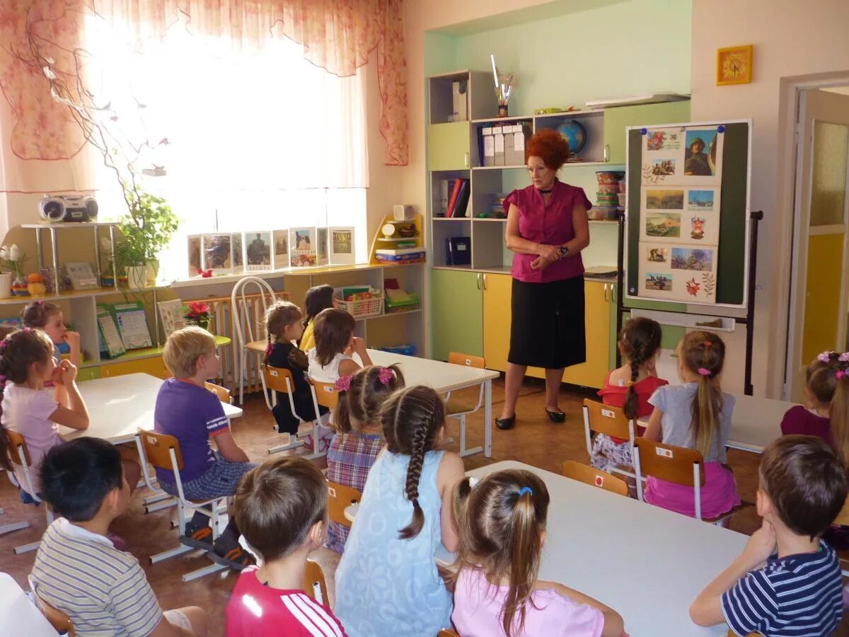 Подготовительная группа в детском саду. Занятия в садике. Старшая группа детского сада. Подготовительные группы для дошкольников. Открытое занятие школа в подготовительной группе