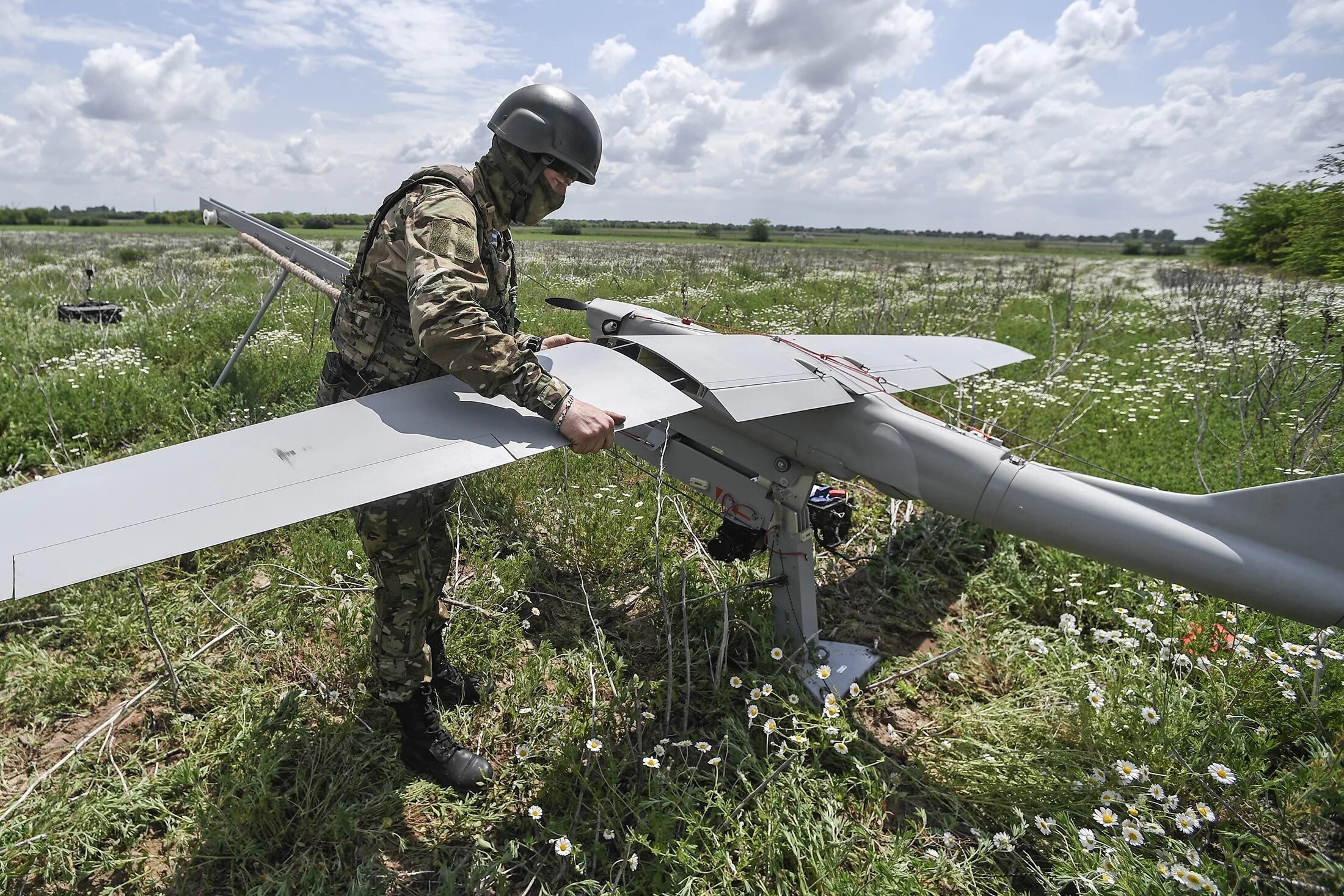 Орлан-10 беспилотный летательный. Бла Орлан-30. БПЛА Орлан Орион. Разведывательный беспилотник Орлан-10.