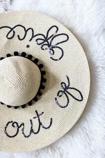 I m wearing my hat
