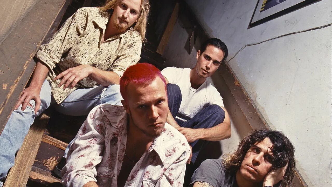 And so one. Группа Stone Temple Pilots. Группа Stone Temple Pilots 1992. Stone Temple Pilots 2010. Stone Temple Pilots 1993.