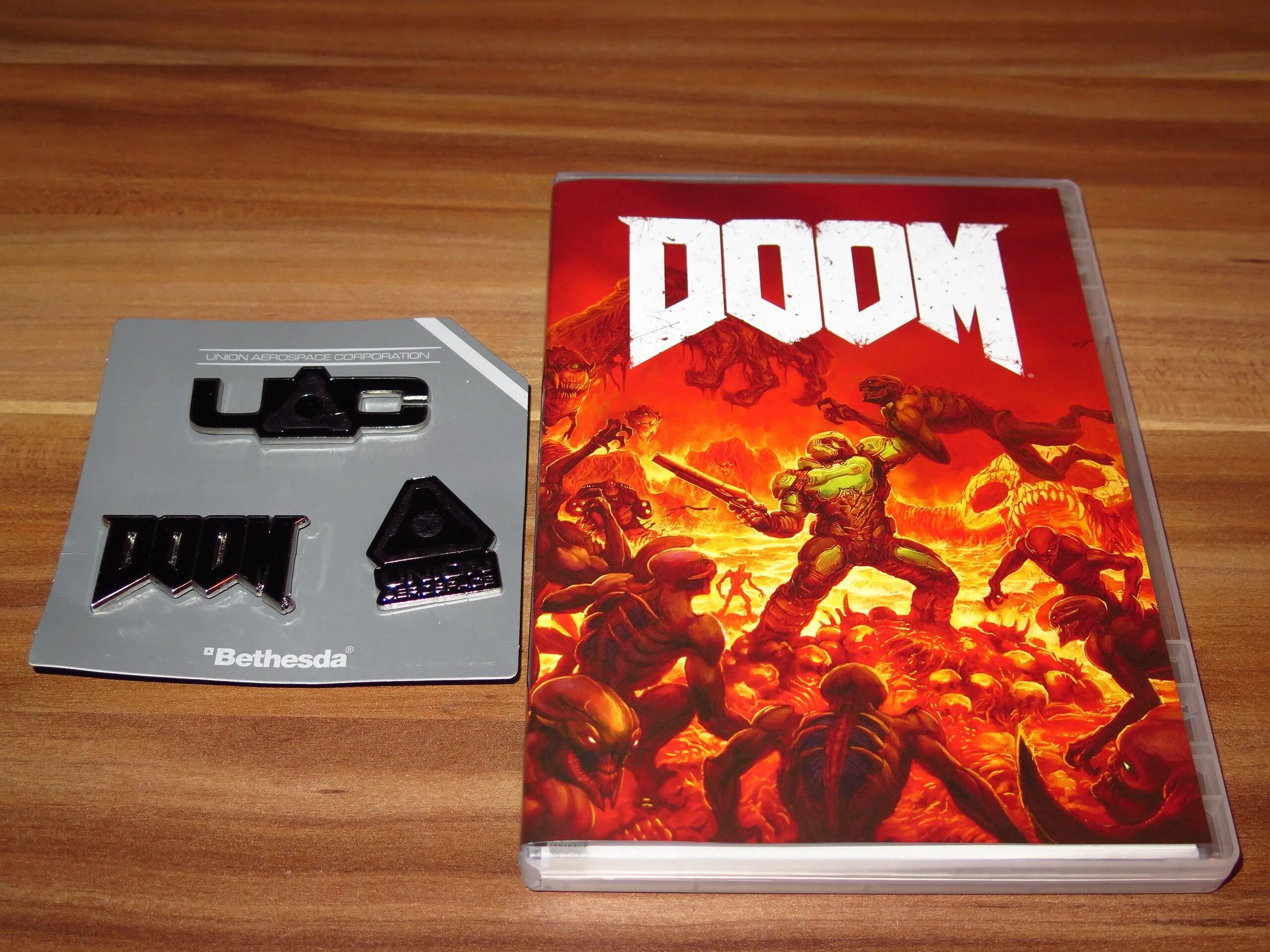 Doom eternal издания. Коллекционка дум этернал. doom eternal коллекционка. коллекционка doom 2016. doom collector&#039;s edition.