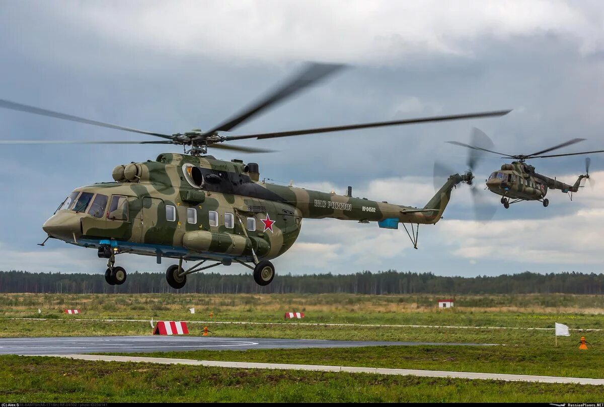 Ми 8 россия. Вертолет ми-8амтш-Вн. Вертолёт ми-8 военный. Ми-8 АМТШ. Ми-8 АМТШ вертолёты России.