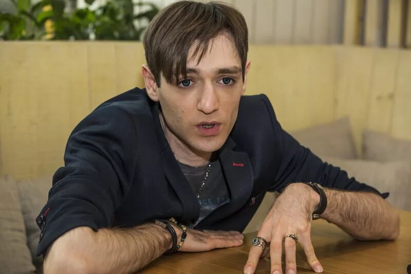 Экстрасенс александр шепс. Александре шепсе. Александр шепс 2022. Александре шепсе. Александр ш битва экстрасенсов.