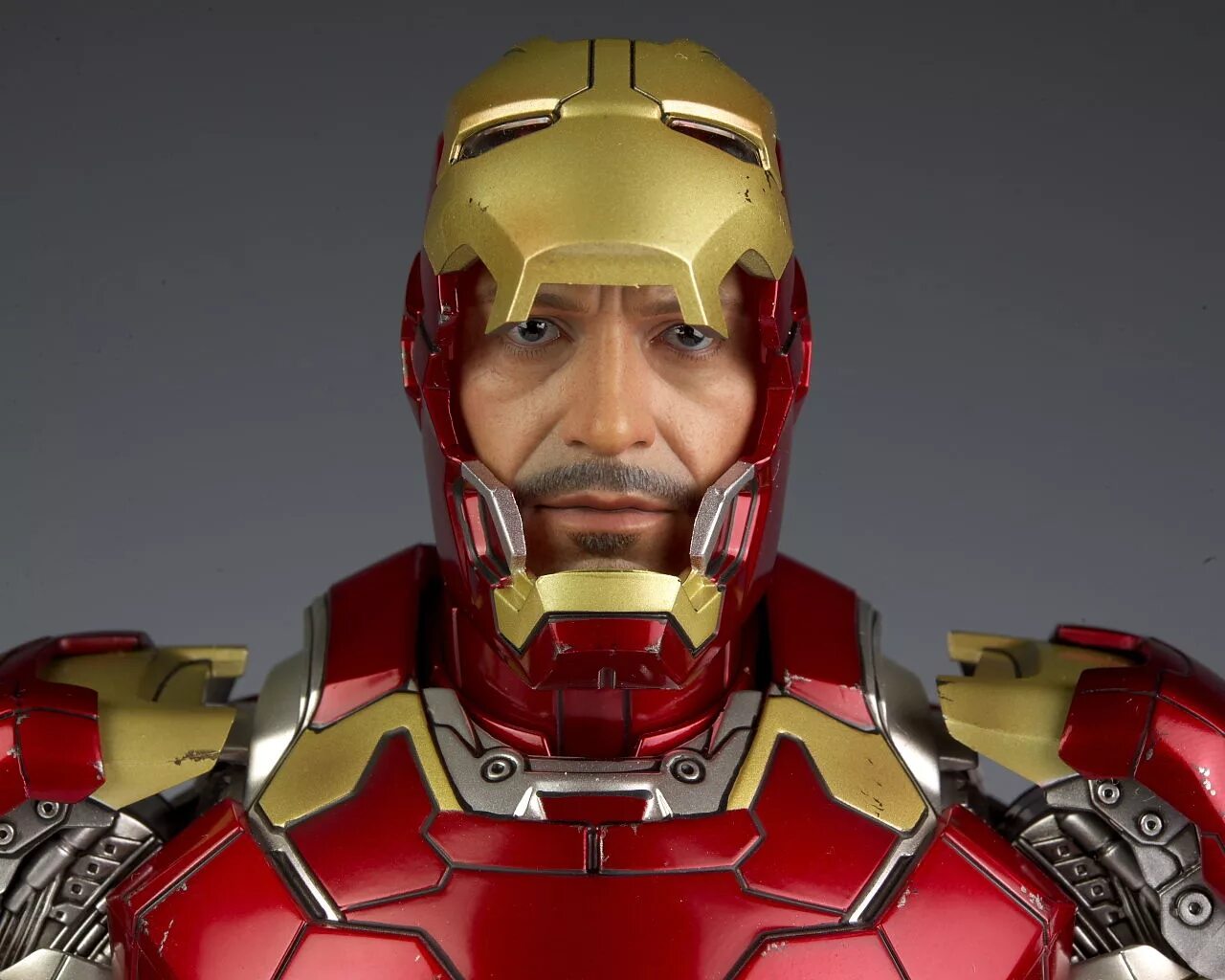 Iron mark. Iron man Mark 43.