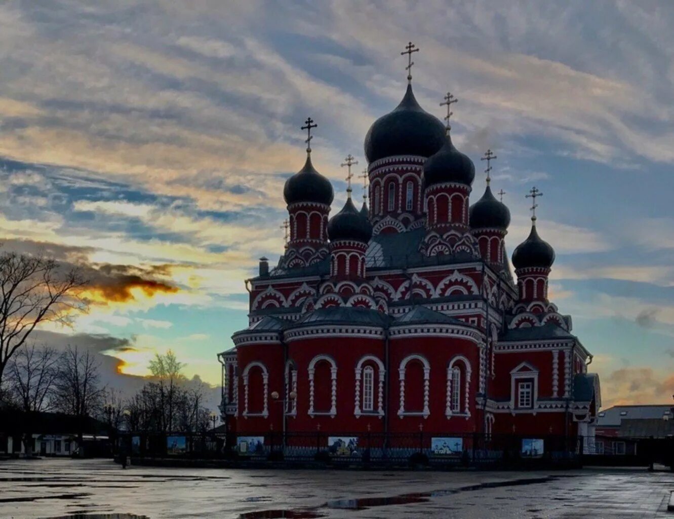 Борисов город центр. Борисов,беларусь. Город борисов республика беларусь. Борисово город. Борисово город.