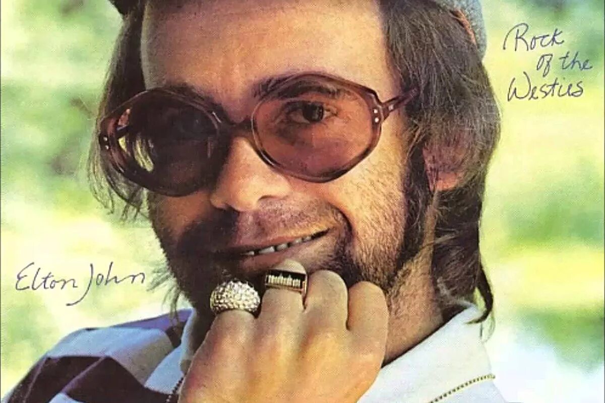 Elton john rock. Elton John 1975. Elton John Rock of the Westies 1975.