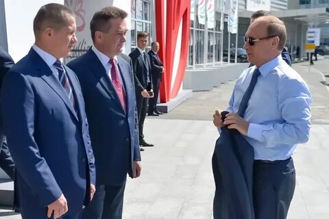 Шел 2015 год