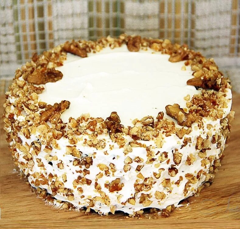 простой торт с грецким орехом. торт с грецкими орехами. творожный торт с грецким орехом. простой торт с грецким орехом. шоколадно ореховый торт.