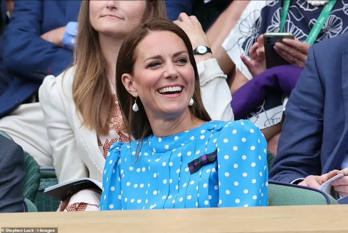 Кейт на уимблдоне. Кейт миддлтон на уимблдоне 2025 год. kate middleton wimbledon 2025. кейт миддлтон фото.