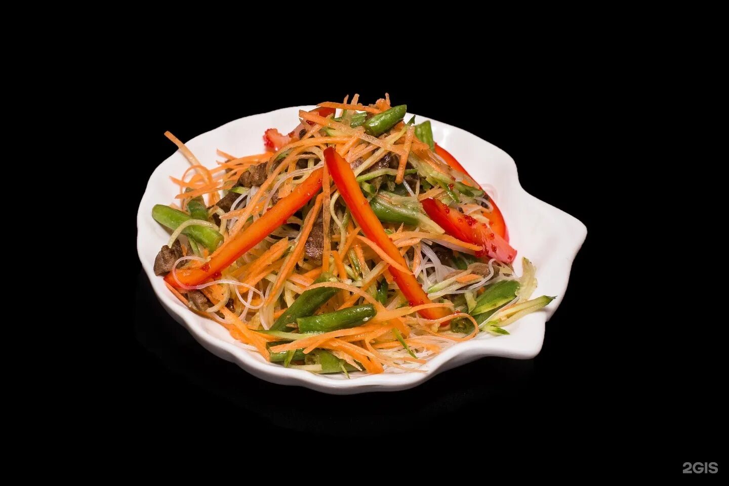 фунчоза с курицей и морковью. фунчоза с курицей и морковью. фунчоза с корейской морковью. фунчоза. фунчоза с шампиньонами.