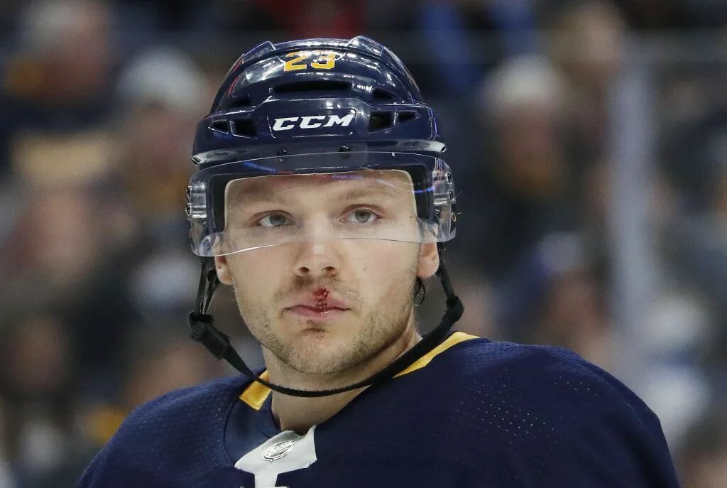 Сэм райнхарт флорида. Sam reinhart buffalo sabres. Максвелл рейнхарт хоккеист. Райнхарт хоккеист. Нхл 2023 снайперы.