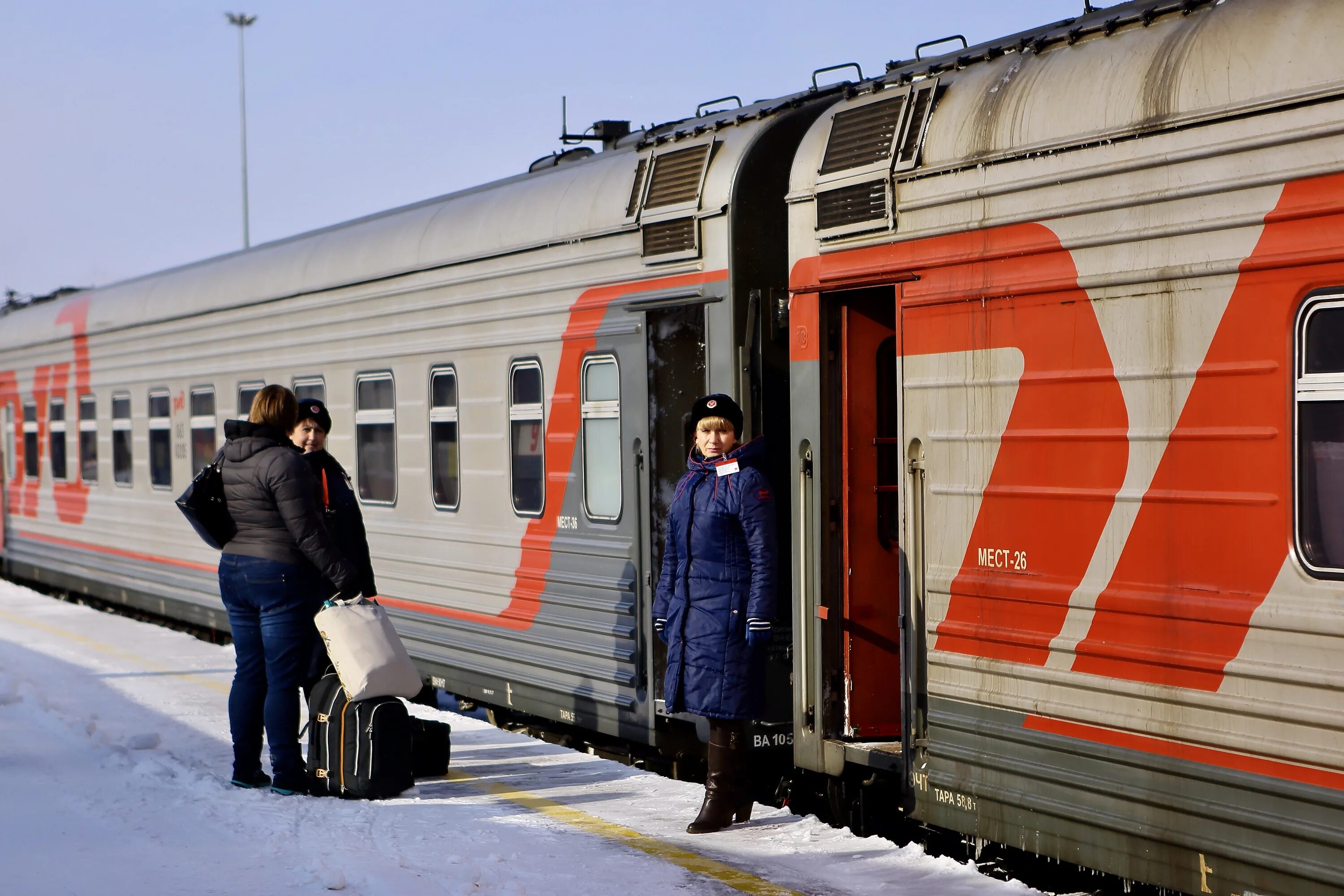 Императорский вагон Тюмень Тобольск. Тюмень Тюмень Тобольск поезд электричка. Электричка Тюмень Тобольск. Императорский поезд Тюмень Тобольск. Поезд когалым тюмень