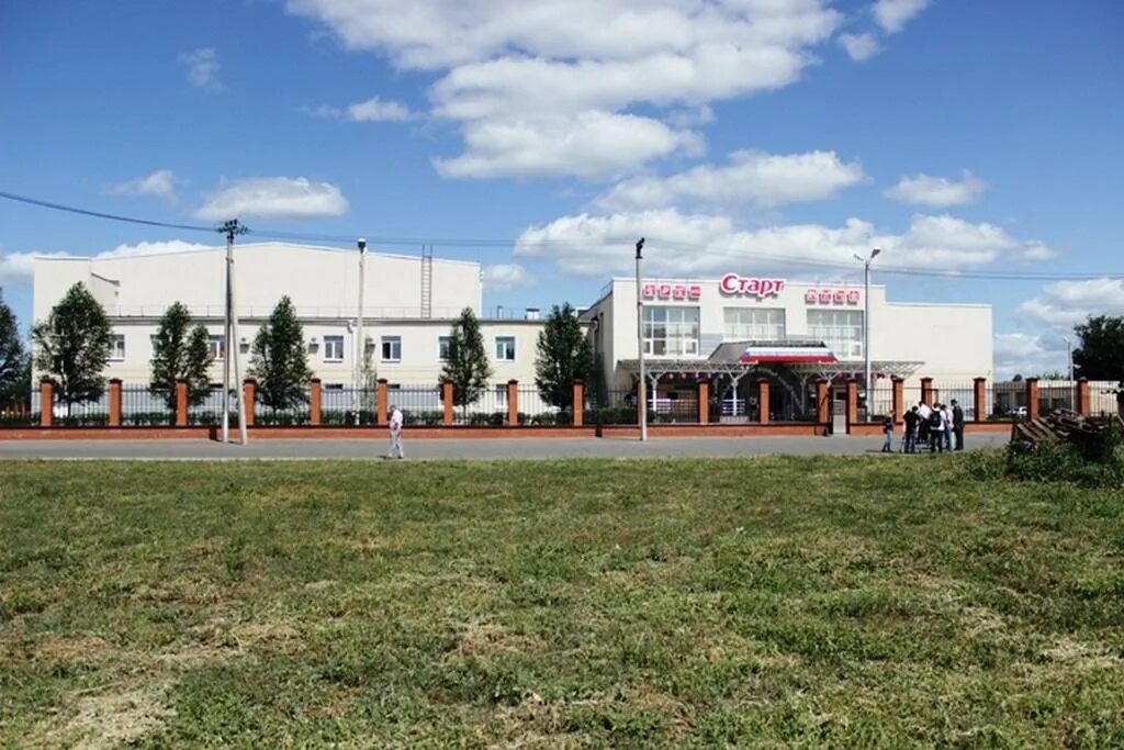 Вакансии кинель черкассы самарская. Спорткомплекс старт кинель черкассы. фок старт кинель-черкассы. село кинель-черкассы самарская область. кинель-черкассы спорткомплекс.