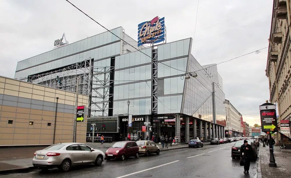 Тк пик сенная. Ефимова, 2а, тц пик. Сенная площадь пик. Сенная площадь тц пик. Пик торговый центр санкт петербург.