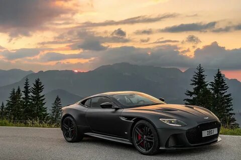 Aston martin dbs