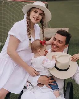 Артемова ребенок