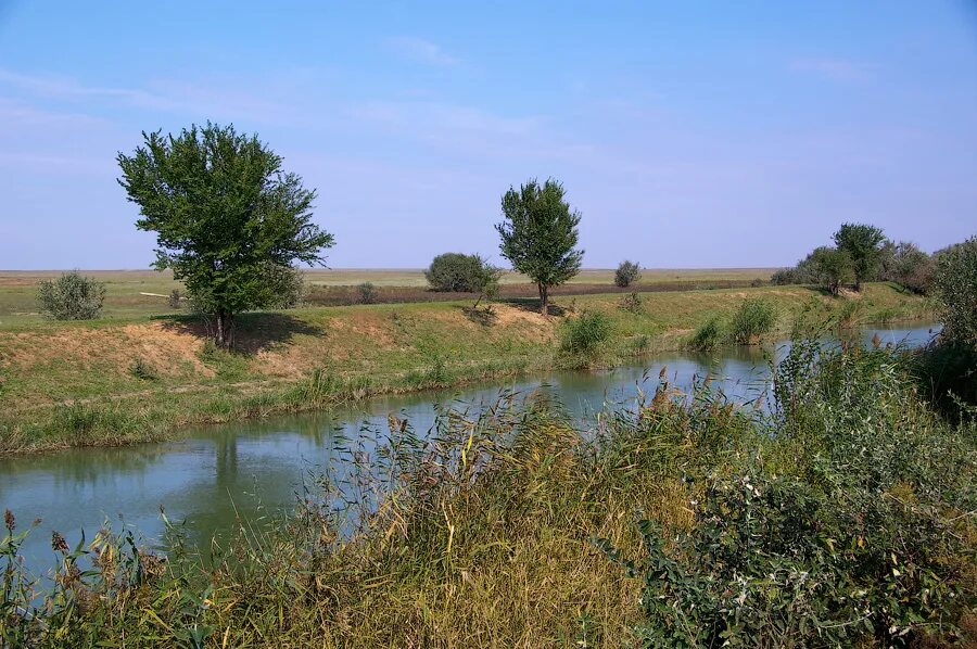 посëлок ачинеры. калмыкия, район черноземельский, поселок прикумский. рп5 ачинеры. дом культуры село троицкое калмыкия. п ачинеры черноземельского района.