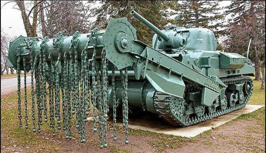 Шерман краб танк. Шерман краб. Танк Sherman Crab. Танки для разминирование Шерман. Самые необычные танки в мире Шерман краб.
