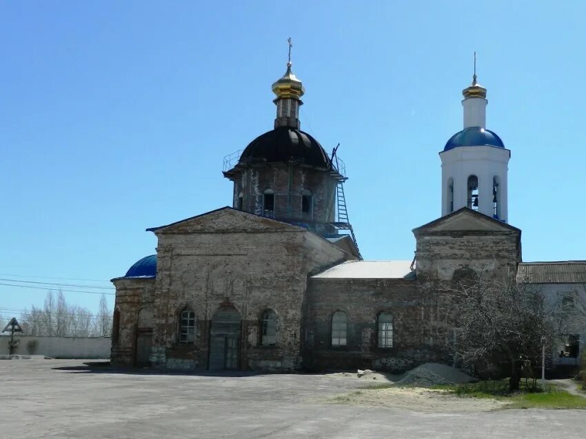 Вознесенский монастырь сызрань. Свято воскресенский монастырь в сызрани. Вознесенский мужской монастырь г сызрань самарская. Сызранский свято-вознесенский мужской монастырь с высоты. Сызрань вознесенский монастырь фотографии.