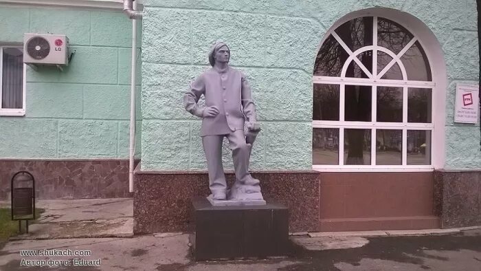 Шахтер новомосковск. Памятник шахтерам новомосковск. памятник шахтеру в новомосковске тульской области. новомосковск улица шахтеров памятник. сокольники тульская область памятник шахтерам.
