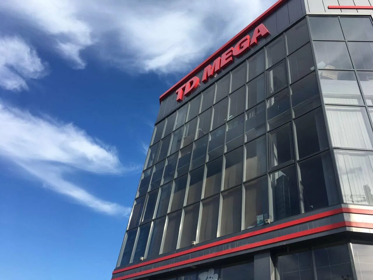 торговый центр дербент. дербентский магазин одежды. дербент плаза торговый центр. торговый центр дербент. сальмана 71б дербент.