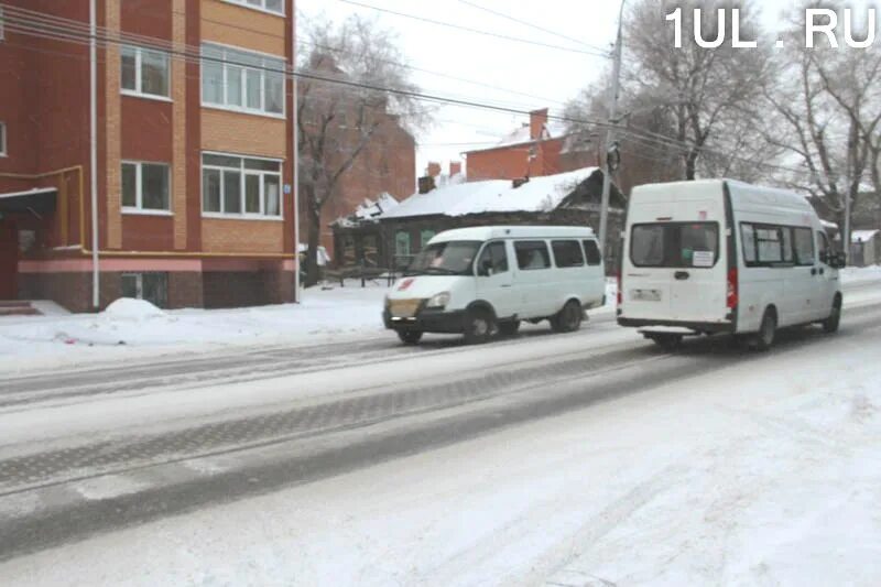 28 маршрут ульяновск в реальном времени. Маршрутка ульяновск. микроавтобус ульяновск. ульяновские маршрутки. 28 маршрут ульяновск.