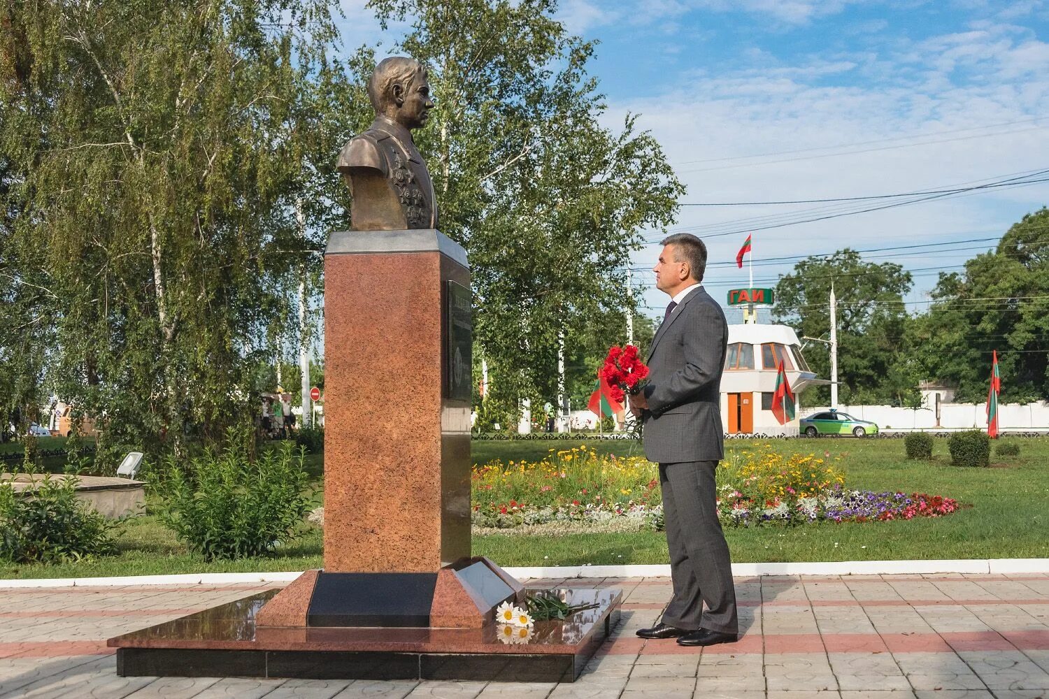 Идеи бендеры. Мемориал памяти и скорби бендеры. мемориал бендерской трагедии.