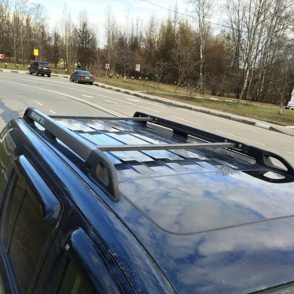 Рейлинги nissan. Багажник на крышу патфайндер r51. багажник на крышу nissan патфайндер r51. рейлинги на патфайндер р51. багажник на крышу на ниссан патфайндер 2008г.