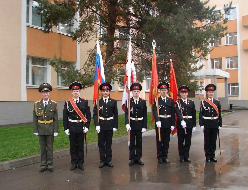 Училище после какого класса. Московское суворовское военное училище. сву училище в москве. военное училище в москве. московское военное училище после 9 класса.