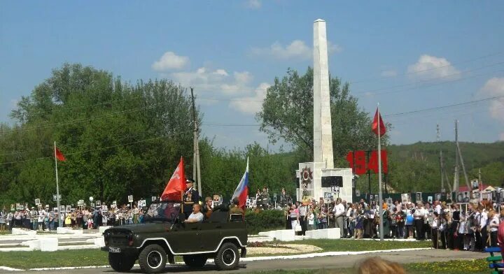 Погода каменка пензенская по часам. Площадь Победы Каменка Пензенская область. Город Каменка Пензенская область площадь Победы. Площадь Победы в городе Каменка Пензенской области 2024. Площадь Победы в Каменке Пензенской 18 бюстов.