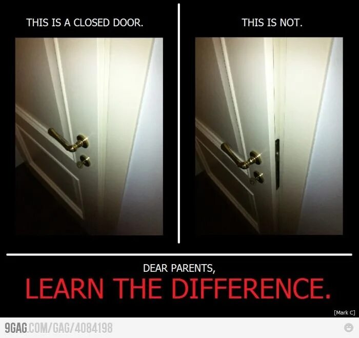 Открытая дверь перевод. Close the Door. Картинка close the Door. Close closely разница. Дверь Мем.