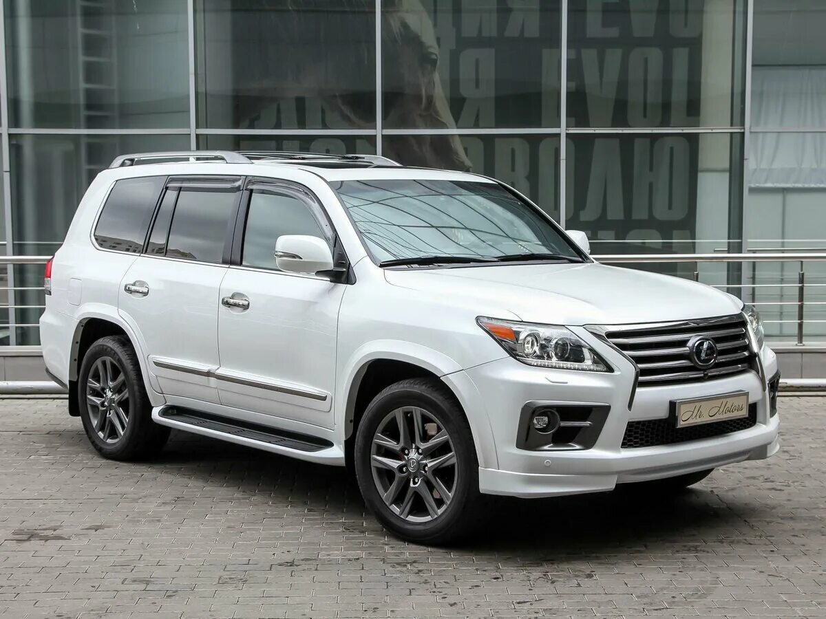 570 русс. Lexus LX 570 2014. Лексус LX 570 белый. Lexus LX 570 2014 белый. Lexus LX III 570 белый.