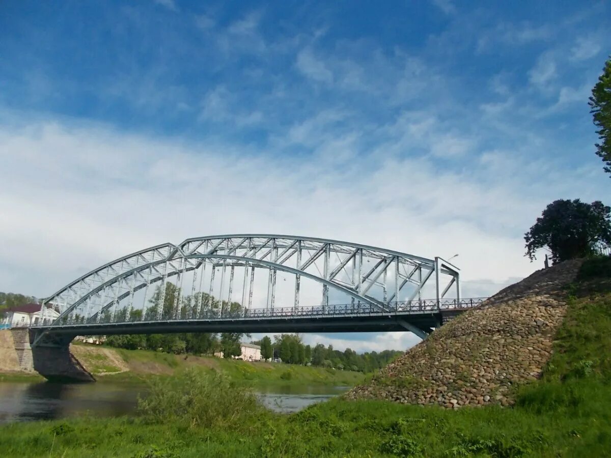 Гидрометцентр боровичи новгородской области. Город Боровичи Новгородской области. Деревня Боровичи Новгородская область. Великий Новгород город Боровичи. Мост Белелюбского в Боровичах.