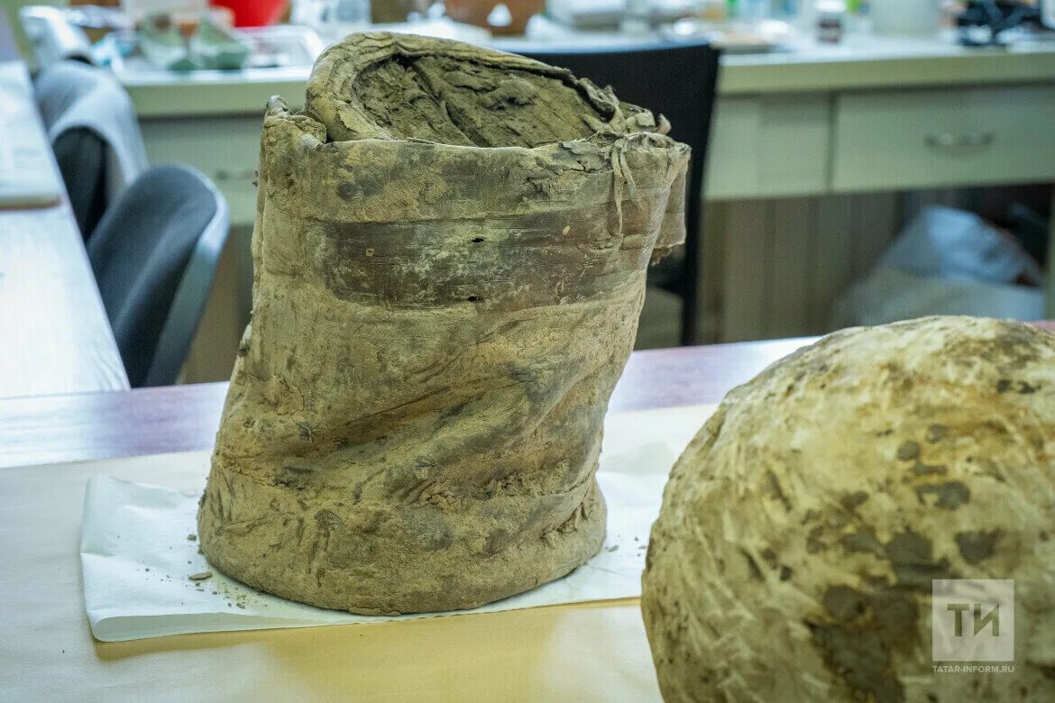 Что находится под землей. Культурный слой казань. Археологические находки золотой орды. Что нашли в казани. Нашли проход к центру земли.