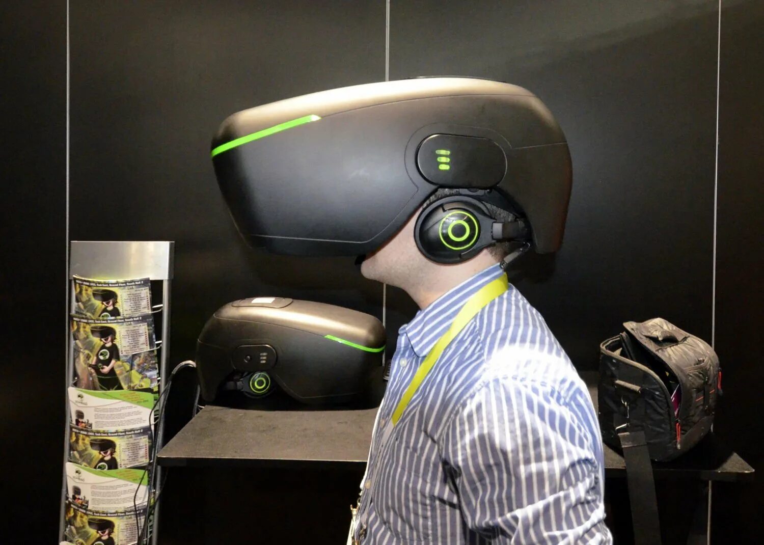 Девайс будущего. Vr шлем dns. vr шлем 360max. необычные гаджеты. современные девайсы.