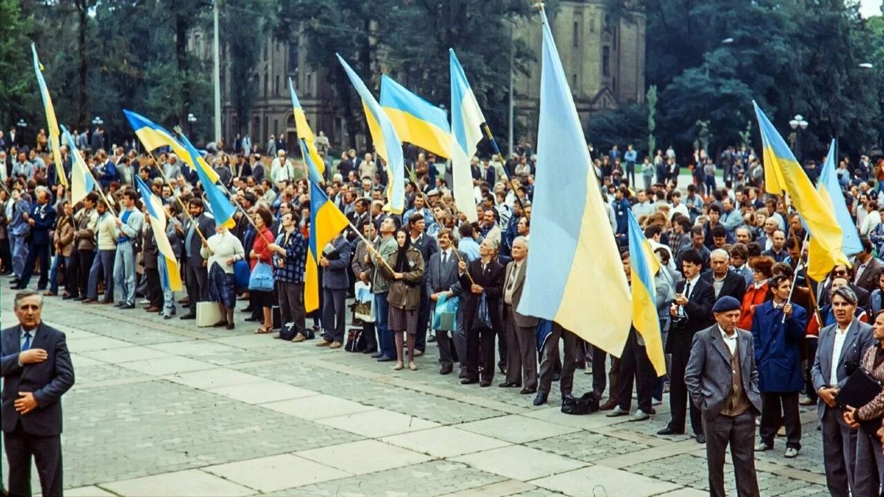Какой была украина в 1991. Рух Украины 1989. Рух Украины 1991. Народный рух Украины. Украина 1990.
